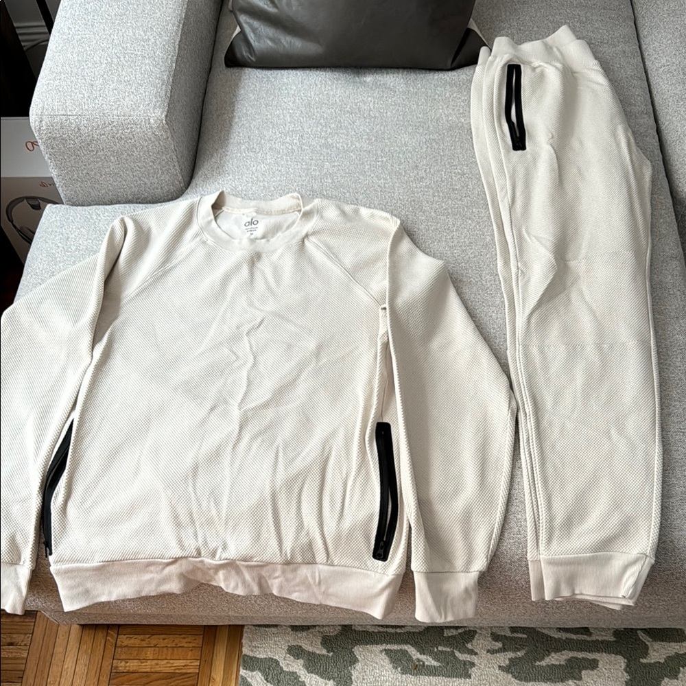 Alo Yoga Men’s Activewear Set Size Medium